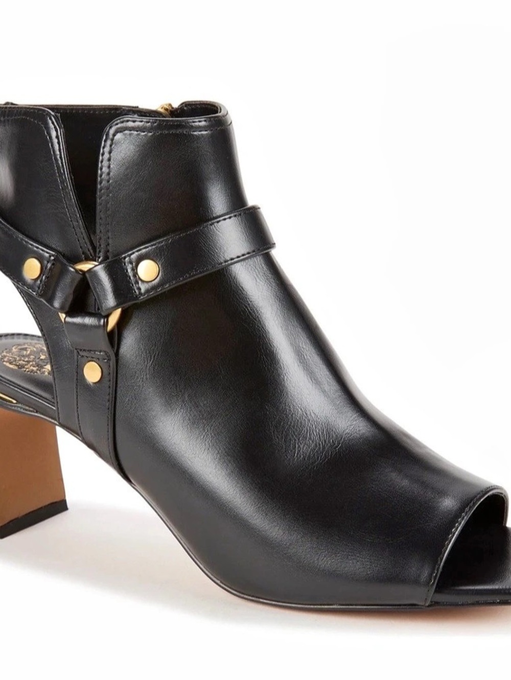 NWT Vince Camuto black leather Harlow ankle bootie with gold hardware Size 7.5